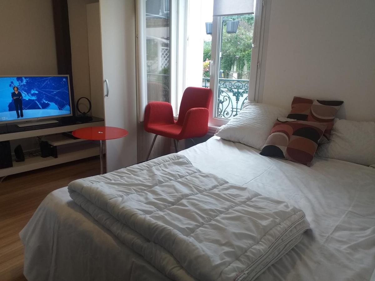 Saint-Brice-sous-Forêt Simple Lovely Studio מראה חיצוני תמונה